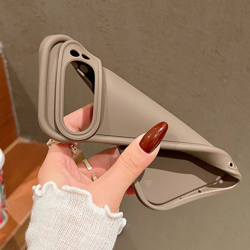 Weihnachtsmann-weiche TPU-Hand – Google Pixel 9 Bewertung und Preis
