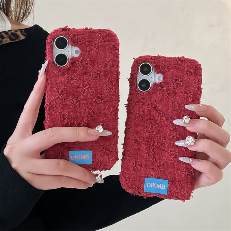 Angora-rote, flauschige Handyh – Apple Iphone 15 Pro Max Bewertung und Preis